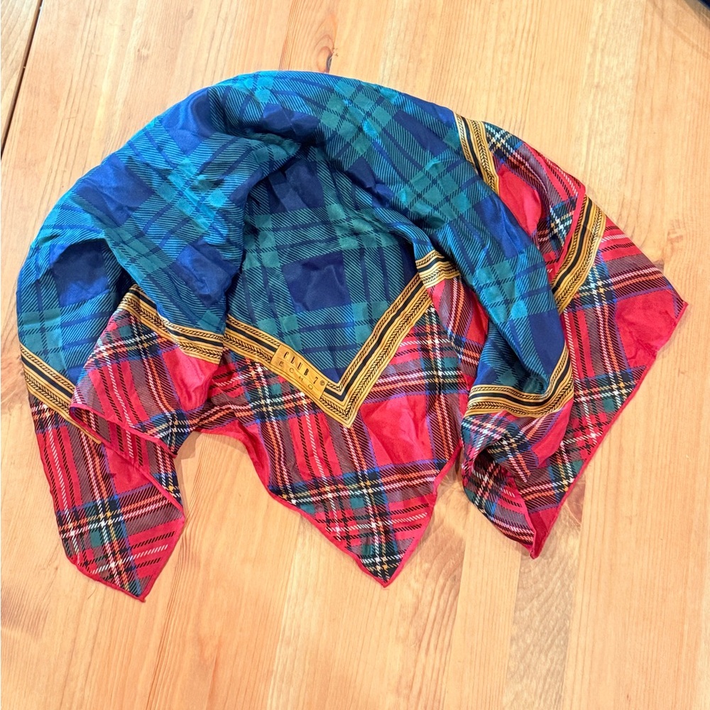 Club 7 Echo Vintage Plaid Multicolor Scarf